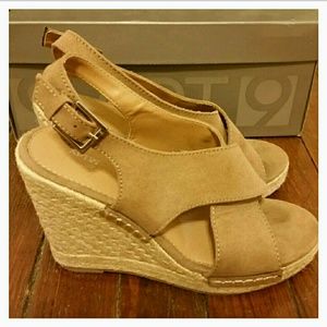 BRAND NEW Apt. 9 Wedge Espadrilles Size 6